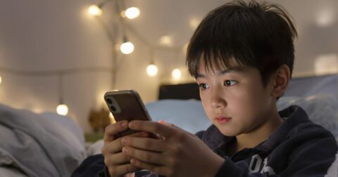 「夏休み、ずっとスマホを見て終わる」子どもに、怖いほど共通すること – 脱スマホ術
