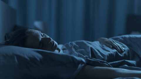 英国6万人調査で判明…死亡リスクが最大48%減る究極の眠り方とは