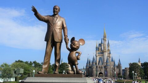 【判明】ディズニーランドとディズニーシーの｢1デーパスポート｣の上限価格が10月に1万900円から引き上げ | ビジネス | 東洋経済オンライン