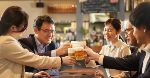 【医師が教える】「飲み会前」に飲むべきもの・ベスト1 – 医者が教える 栄養学的に正しい最高の食事術