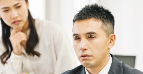 あの人の尻拭いはもう勘弁…クビを切れない日本企業が使い始めた「問題社員」の“合法的な干し方” – もう悩まない！職場・未解決問題