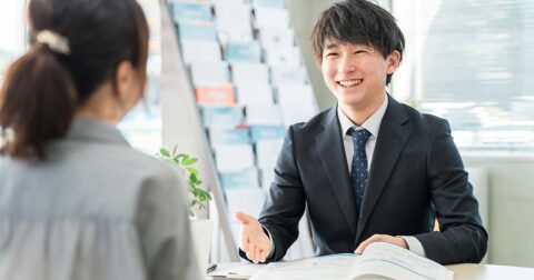 なぜ保険相談店は、ショッピングモールの中にあるのか？ – 客単価アップ大事典