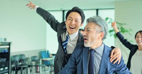 ダメな上司が部下の信頼を勝ちとる…賢い時間管理術・ナンバー1 – 伝え方ひとつで部下が動き出す 上司の「コミュ力」大全