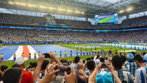 テクノロジーが支えるW杯の舞台裏､AI審判や戦術分析はサッカーをどこまで進化させたのか | ビジネス | 東洋経済オンライン