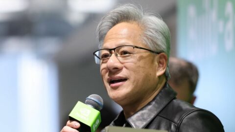 エヌビディアCEOが15日夜に神田の居酒屋を訪れて日本の経営者らと懇談…日本企業との提携をあす発表 | 政治・経済・投資 | 東洋経済オンライン