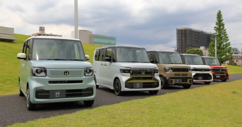 国内王者「N-BOX」の度々の販売台数“首位”脱落にホンダが危機感！あえて、“派生車”であるカスタム版のデザインを変革した理由とは？ – エコカー大戦争！