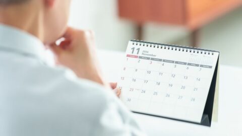 ｢気がついたら1年の半分がもう終了してしまった…｣大人になると時間が”異様に速く感じる”科学的理由 | ライフ | 東洋経済オンライン