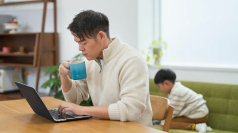 ｢親でもないくせに｣の一言になぜ継親はイラッとするのか　4組に1組が再婚の時代､血縁より深刻な”中途養育者”の問題 | ライフ | 東洋経済オンライン
