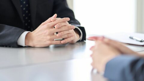 転職採用で警戒される｢他責思考｣　 面接官の誘導に乗って墓穴を掘る人に共通する”無自覚な回答”とは？ | キャリア・教育 | 東洋経済オンライン