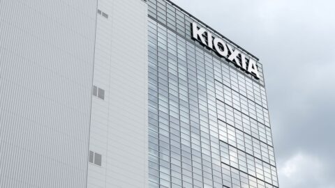 日経平均6万5000円割れ､キオクシアは54％も下落､それでも今回の下落が上昇相場の間の調整にすぎないと見る3つの根拠 | 政治・経済・投資 | 東洋経済オンライン