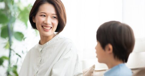 「人の話を聞けない子ども」の親がやりがちなこと・ワースト1 – まいにちがたのしくなるおやくそく できるかな？