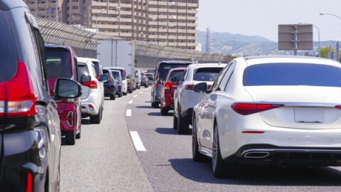最長45kmにもなる｢お盆の渋滞｣はどう避ける？ NEXCO各社が発表した渋滞予測から最適解を考える | ライフ | 東洋経済オンライン