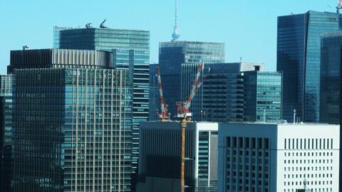 地銀がひた走る｢不動産融資｣の急膨張に金融庁と日銀が警鐘！ 問われる歪んだリスク管理 | ビジネス | 東洋経済オンライン