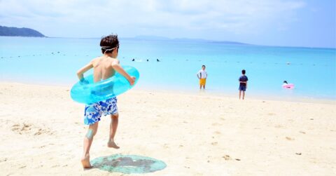 水がきれいな海水浴場が多い都道府県ランキング2026【2位は新潟、8年連続1位は？】 – 注目ランキング