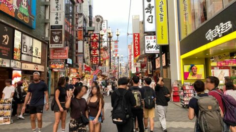｢道頓堀から”大阪人”が消えた｣ インバウンド急増の陰で進む｢芝居の街｣の終焉…大阪屈指の歓楽街に今起こっていること | ライフ | 東洋経済オンライン