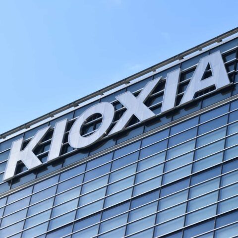 時価総額日本一から1カ月で株価半値へ乱高下､｢キオクシア相場｣が物語るAI時代でも逃れられない半導体業界の悲しき宿命 | 政治・経済・投資 | 東洋経済オンライン