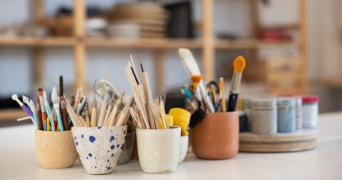 【頭を柔らかくする】アーティストのように考える3つのヒント – 感性の教室