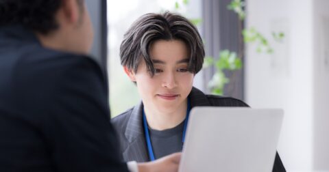 あなたの違和感は正しい。「何でも言って」と言う上司にほど、本音を話せない理由 – 組織の違和感 結局、リーダーは何を変えればいいのか？