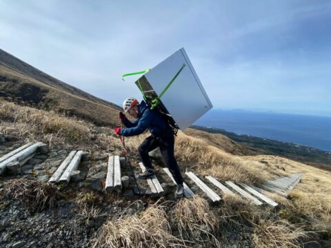 ｢山に商売を持ち込みやがって｣と罵られ…－15℃の寝袋生活､貯金150万で無職になった男が《名もなき山仕事》で生きるまで | ライフ | 東洋経済オンライン