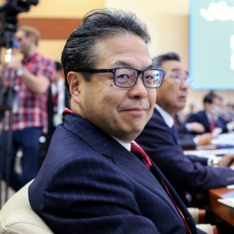 自民党で勃発した｢静かなる反乱｣の波紋､”大番頭”世耕氏の復党見送りで顕在化した自民党内の権力闘争と秋政局の行方 | 政治・経済・投資 | 東洋経済オンライン