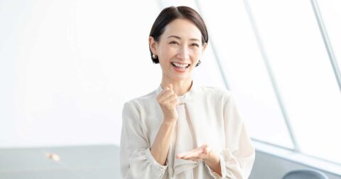 【精神科医が教える】嫌な記憶があふれ出すループから抜け出す！ 不安を一瞬で消し去るスゴいコツ – 精神科医Tomyが教える　１秒で不安が吹き飛ぶ言葉