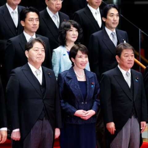 ｢高市改造人事｣で浮上する”2人の幹事長候補”と”2人の維新入閣候補”､お盆休みも公邸にこもる高市首相｢眠れぬ夜｣の焦燥 | 政治・経済・投資 | 東洋経済オンライン