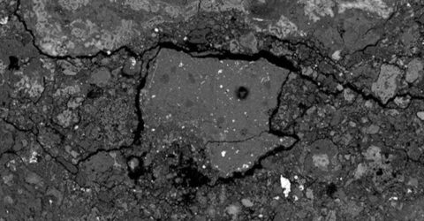 民家の屋根を突き破った隕石から“生命の構成要素”を発見！ 地球生命誕生の謎解明につながる大発見！