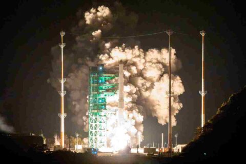 【アジアで2番目の規模】韓国KT SATが7000機衛星コンステ申請､日本の巨大衛星コンステ構想にライバル出現か？ | ビジネス | 東洋経済オンライン