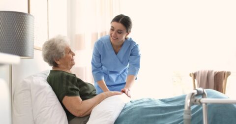 死ぬ間際に後悔する「2つのこと」とは？ – 人生の経営戦略