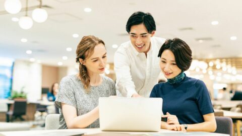 ｢今日で仕事を辞めてもらいます｣オーストラリアで突然解雇された日本人が次の職を得るまでに気づいた日本の強み | ライフ | 東洋経済オンライン
