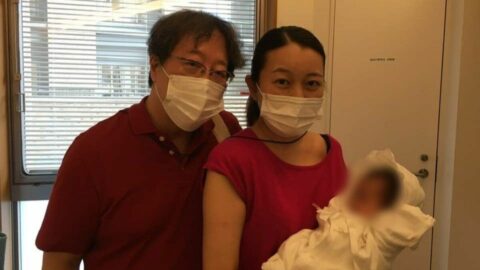 45歳で初妊娠…”51歳ママ＆62歳パパ”が｢6歳息子｣を育てるリアルな日常　”夢の職業”で奮闘する｢バリキャリ妻｣の本音は？ | ライフ | 東洋経済オンライン