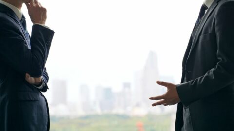商談･交渉を成功させるカギは｢70センチ｣　非言語コミュニケーションの専門家が教える相手との距離と姿勢の使い方 | ライフ | 東洋経済オンライン