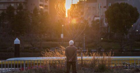 お金がなくても「老後に苦労しない」コツ・ベスト1 – 人生は気づかぬうちにすぎるから。「自分第一」で生きるための時間術