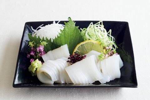 【迷ったらこれ！失敗しない＆間違いなくおいしい「イカそうめん」】自分でさばいて好みの食感に！