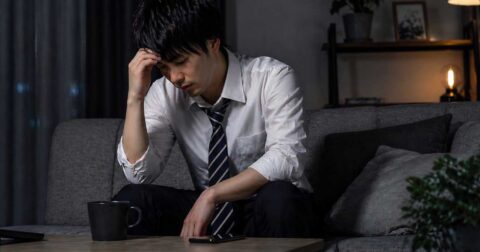 「虚無感が止まらない人」の特徴・ワースト1 – 世界の果てのカフェ