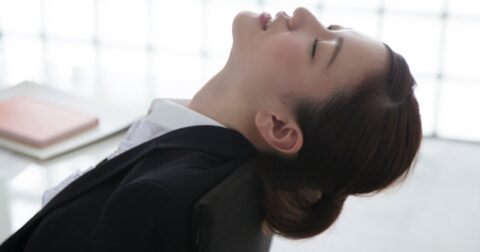 【精神科医が解説】脳がへとへとの日本人に効果がある方法・ベスト1 – 世界のエリートがやっている　最高の休息法［完全版］
