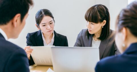 部下が「パワハラですよ」と言ってきたら、上司がやるべきこと・ベスト1 – 3000件の職場の悩みを解決したプロが教える リーダーのふるまい大全