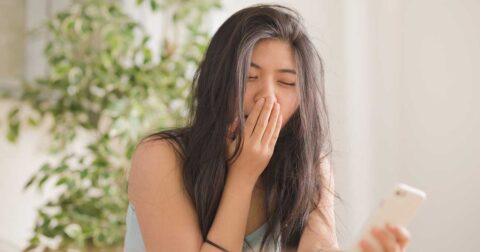 【脳の専門医が警告】認知症や寝たきりを招く…寝起きの絶対NG習慣・ワースト1 – 脳の専門医が教える 100歳までボケない脳　「ミクログリア」が味方する６つの習慣術