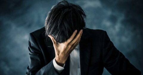 動けない自分をつい責めてしまう人の思考グセ・ワースト1 – 地頭スイッチ