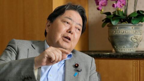 〈閣僚に直撃〉新聞･テレビを｢オールド｣とは呼ばない林芳正総務相が語る､SNS時代に｢若者より危うい世代｣ | ビジネス | 東洋経済オンライン