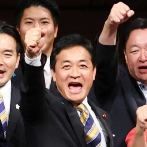 “無名の30歳”に2割も持っていかれた… 国民民主･玉木代表｢3度目の代表戦勝利｣に透けて見える”深刻な焦り”の正体 | 政治・経済・投資 | 東洋経済オンライン