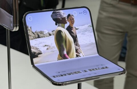 ｢iPhone Duo｣に､なぜFace IDがないのか…2TBモデルでは57万4800円にもなる折り畳み式にアップルが込めた思想 | ビジネス | 東洋経済オンライン