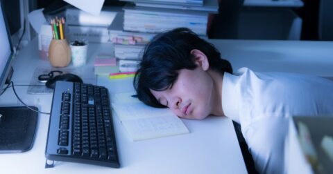 「成果を出した人」ばかり評価する上司が、知らずに組織をボロボロにするワケ – ニュースな本