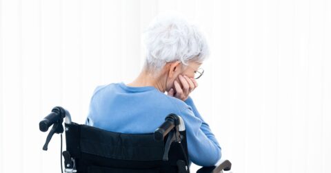「ひとりは最高！」と生きてきたのに…78歳おひとりさま作家が「家族っていいな」と思った理由 – ニュースな本