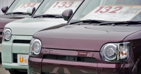 「まっすぐ走れない」「半年で廃車」…“妙に安い中古車”を買った人の悲惨な末路 – それって本当？クルマの「当たり前」