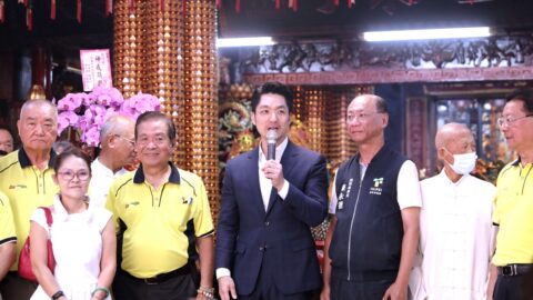 26年11月の台北市長選､現職の盤石支持に亀裂も､｢まるで宇宙人｣的な不思議な回答や長男の交換留学疑惑､DNA鑑定要求… | 政治・経済・投資 | 東洋経済オンライン