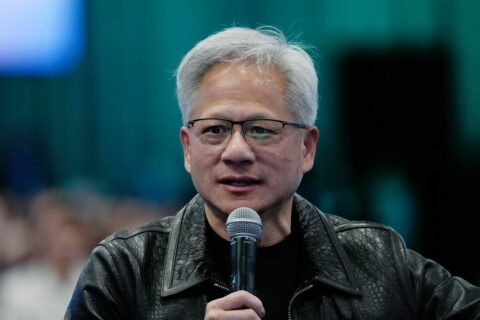 フアンCEOは不安を否定…｢世界の終わりになる可能性は0%だ｣エヌビディアCEOがAIによる人類絶滅リスクを完全否定 | 政治・経済・投資 | 東洋経済オンライン