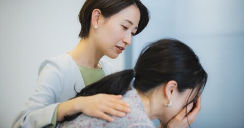めんどくさ…依存しながら攻撃してくる「かまってちゃん部下」への対処法 – ニュースな本