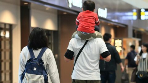 金持ちの｢中国系の一家｣が《日本旅行》に､わざわざ”中国の両親たちを呼び寄せてまで”来日したい彼らの事情 | ライフ | 東洋経済オンライン