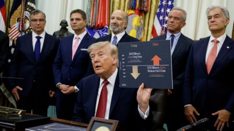 トランプ大統領｢薬価引き下げショック｣で製薬企業に激震､日本に新薬が入らなくなる？ | ビジネス | 東洋経済オンライン